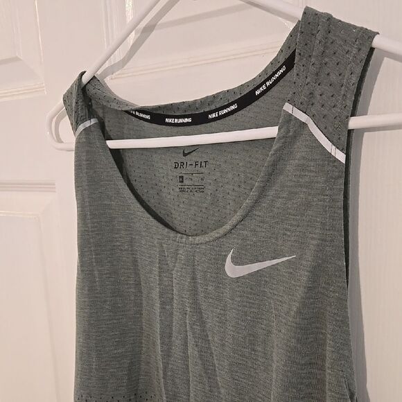 Nike Gray Relaxed Tank Top - Picture 5 of 6